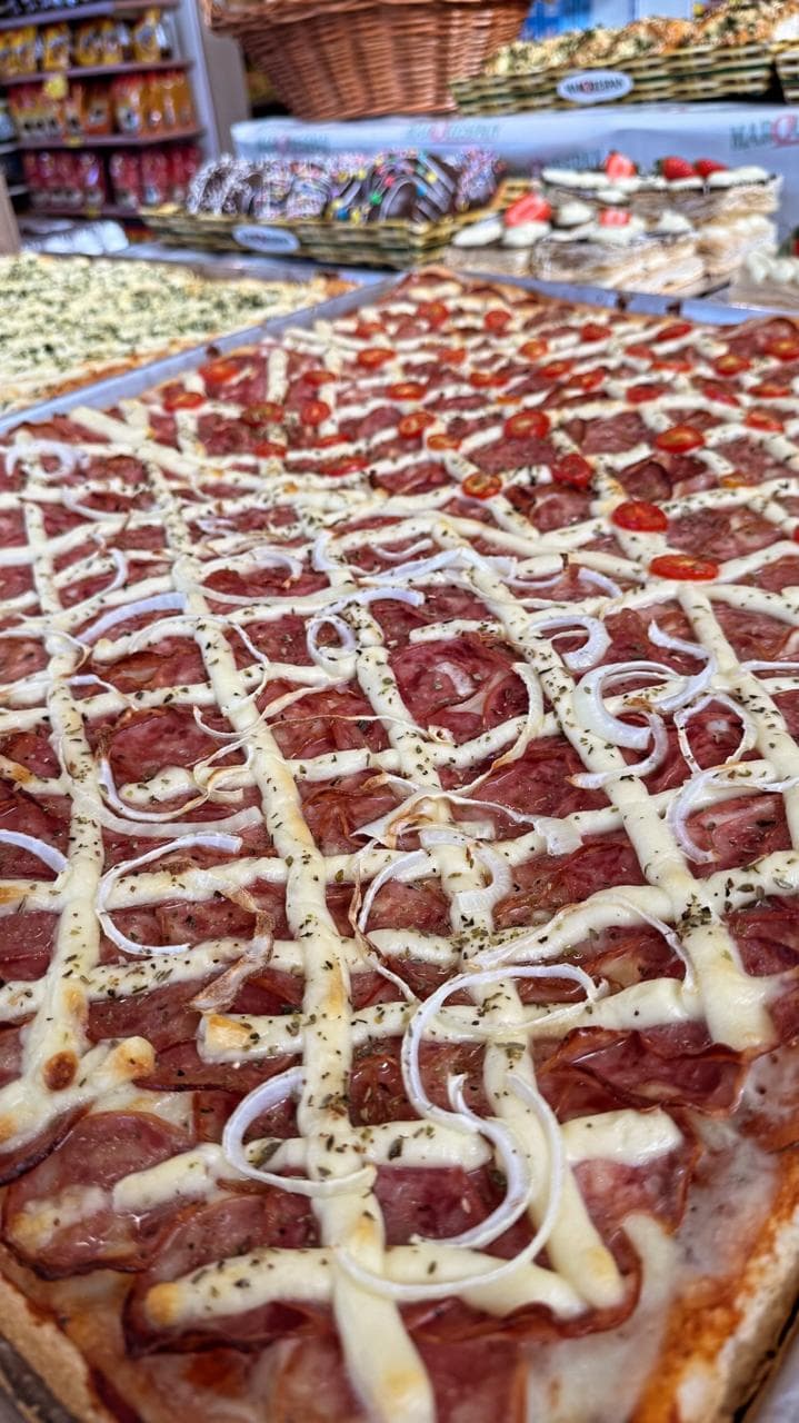 Pizza da padaria do Super DEMA